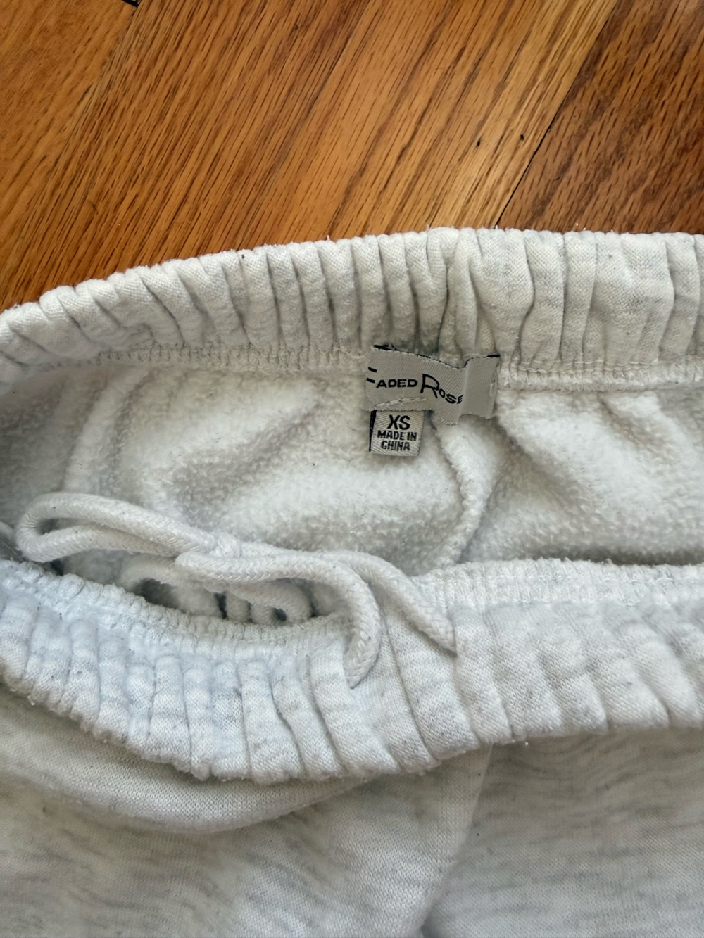 Grey stretch fleece sweatpants - Picture 3 of 4